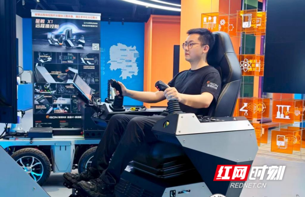 从实验室微光到智造星光:一个大学生创业青年的“矿脉”长成记 从实验室微光到智造星光:一个大学生创业青年的“矿脉”长成记